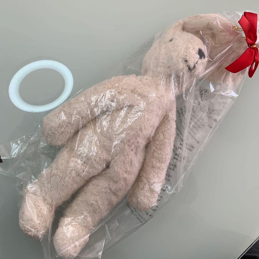 SENGER ベージュ色　うさぎのぬいぐるみ