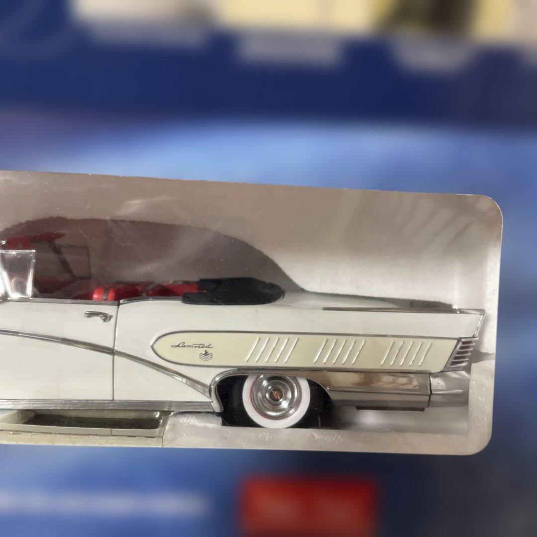 1958ビュイックリミテッドコンバーチブル1/18（ホワイト）30センチ以上有り