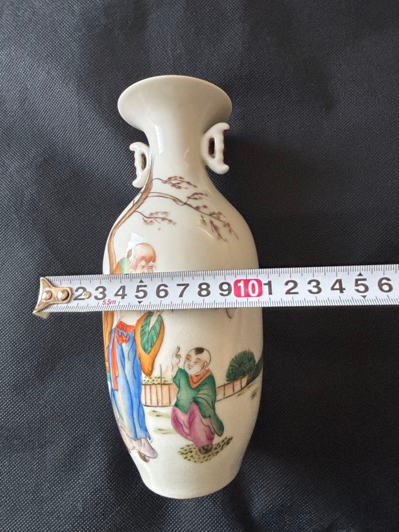 中国古美術 清末民国時代　粉彩　花瓶　人物画　高さ22cm
