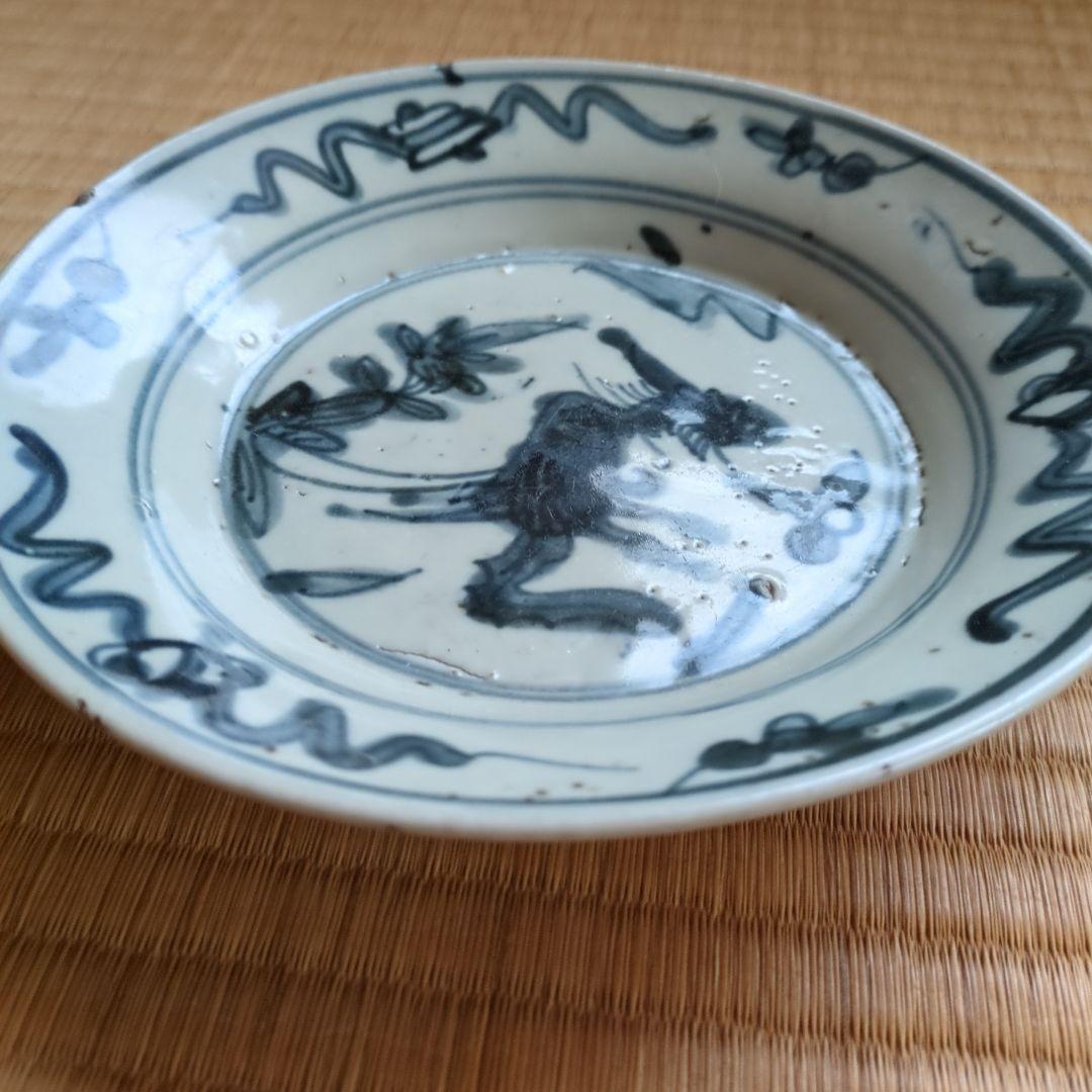 青い絵付けの陶器製平皿　呉須手　皿　骨董品