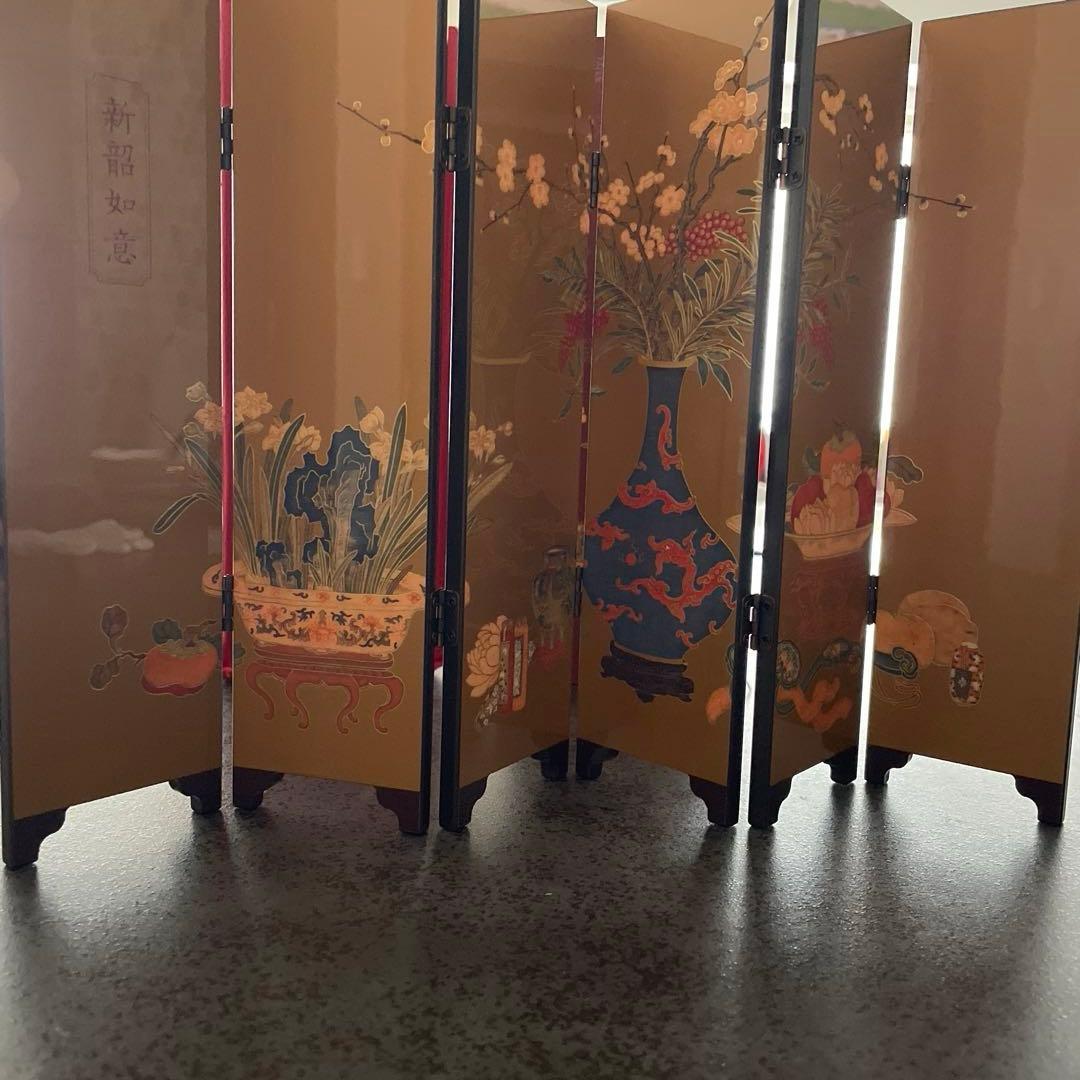 中国美術品　故宮博物院文物遺跡品　金色の花瓶デザイン折りたたみ屏風　漆器