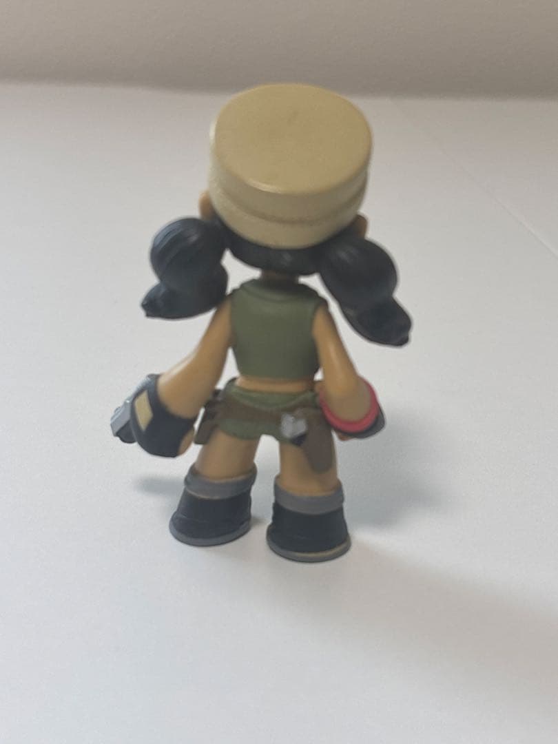 激レア　ウォーキングデッドフィギュア　ロジータ