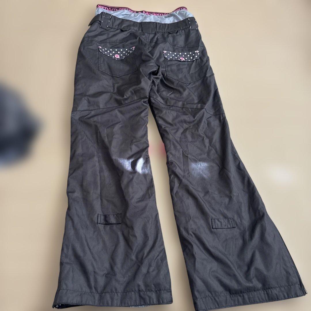 モダンアミューズメント　スノーウェア　スキー　スノボ　雪遊び　L ピンク　黒