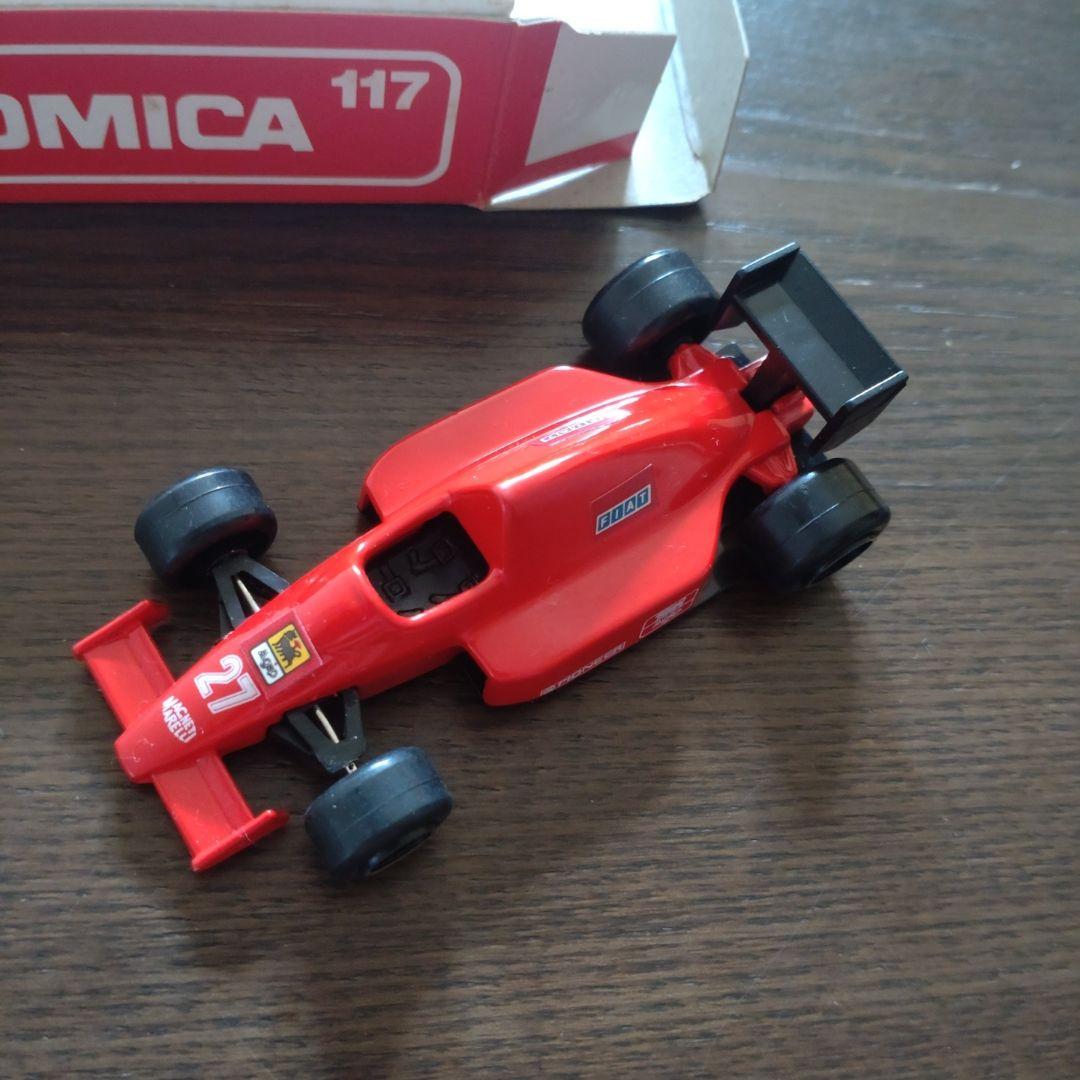 トミカ F1 4台 (ウィリアムズ、ロータス、フェラーリ、フットワーク)未使用