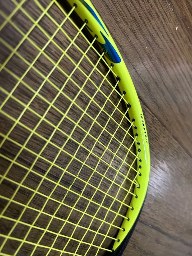 【廃盤 極美品】YONEX ASTROX77 4UG5 バドミントンラケット