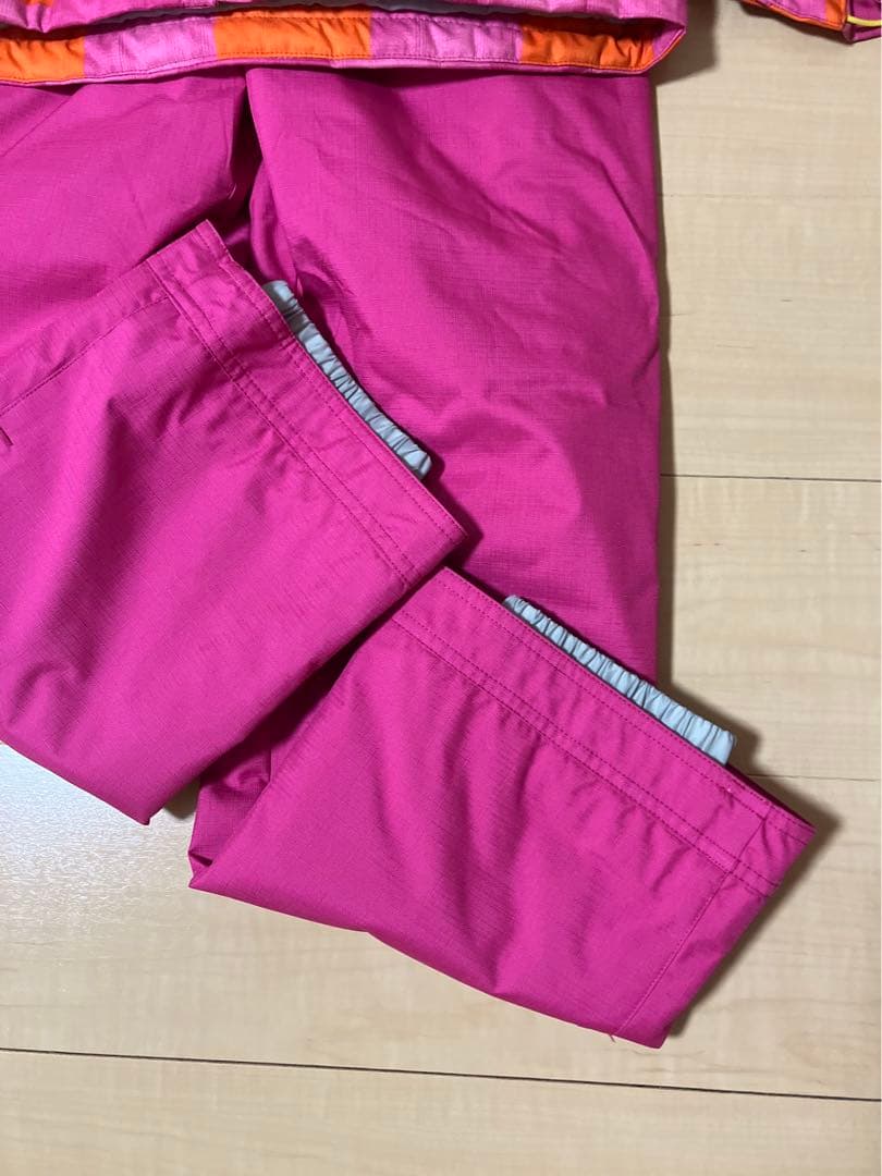 drymonさん専用　　 デサント　スキーウエアー サイズ140