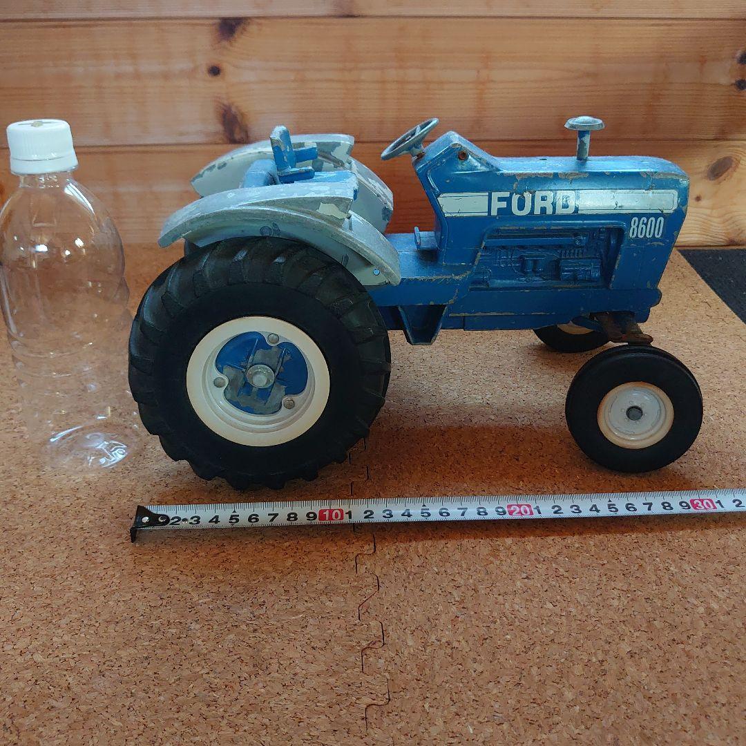 Ford 8600 Tractor トラクター ビンテージ