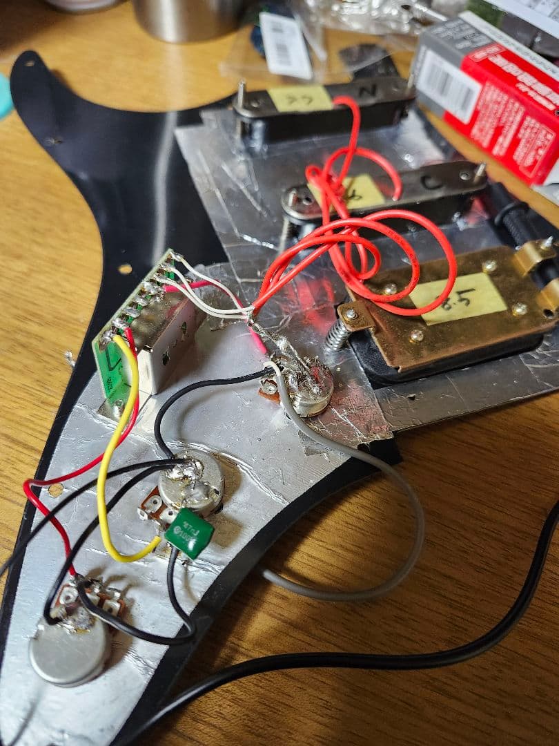 ノーブランドストラトキャスタータイプ ブラック マッチングヘッド