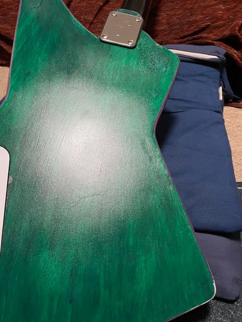 エクスプローラ　エルボーカット　コンポーネント　エレキギター