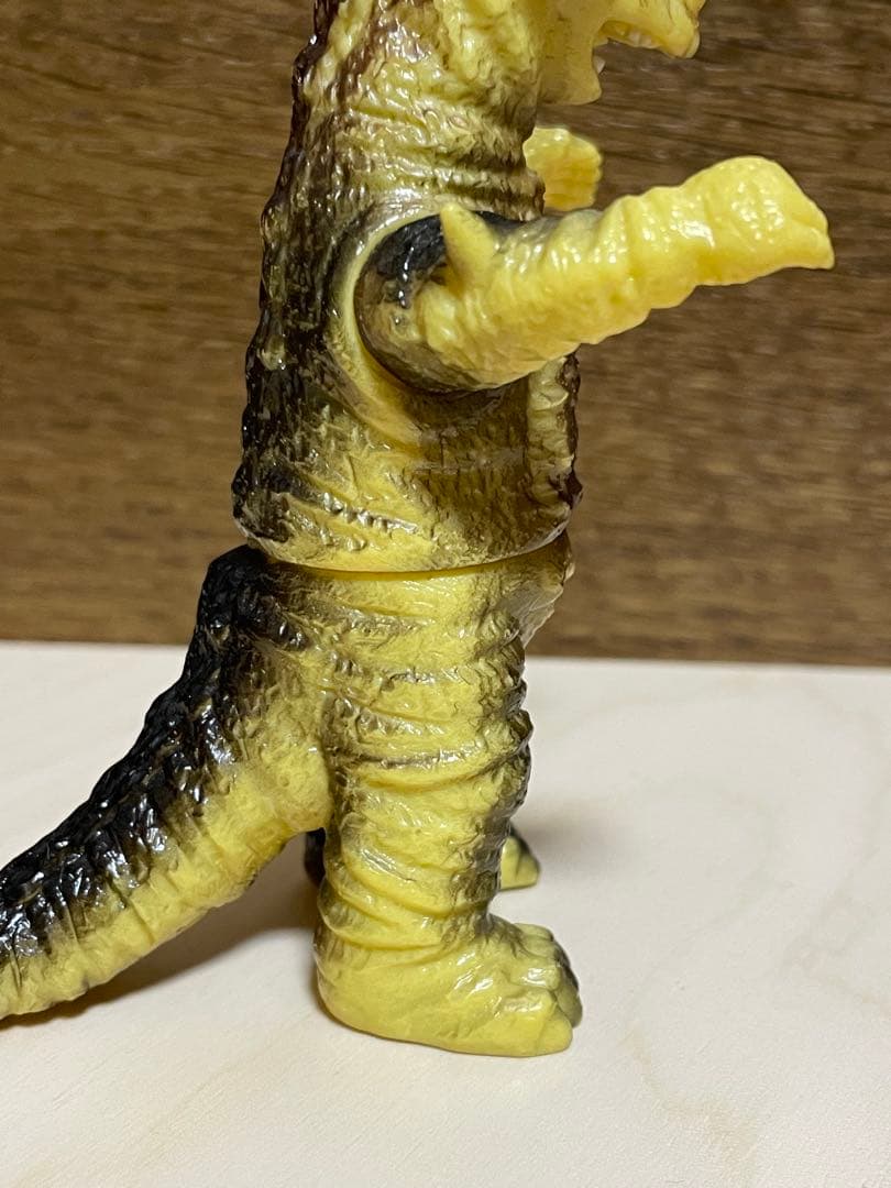 ポピー 古代怪獣 ゴモラ ミニサイズ ソフビ