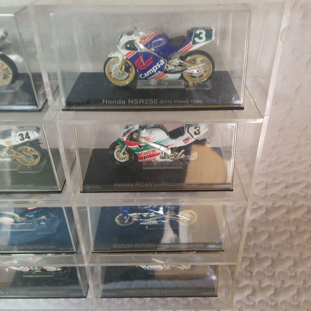 バイク　フィギュア　32台