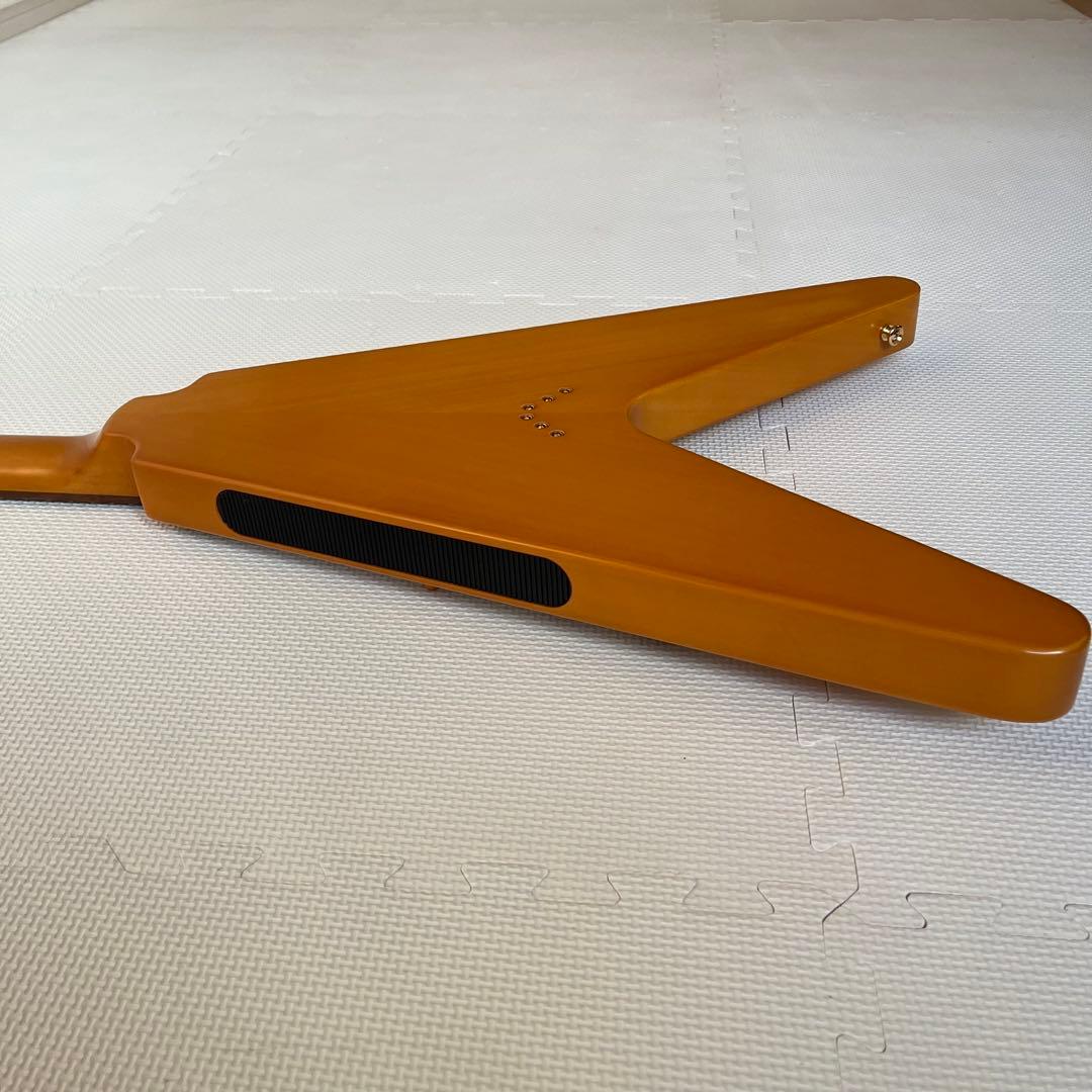 ギター Epiphone IGC 1958 Korina Flying V