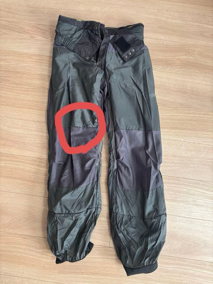 【バラ売り不可】スキーウェア上下セット