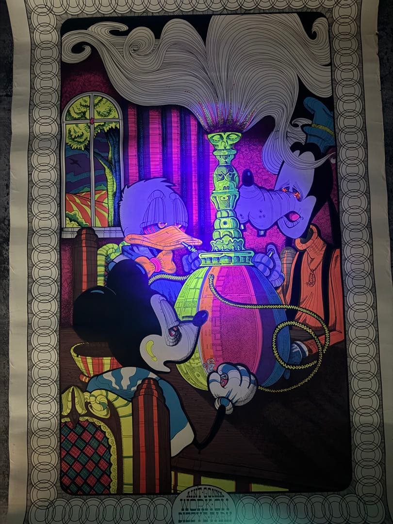 ディズニーブラックライトポスター オマケにmemorial orgyミニポスター