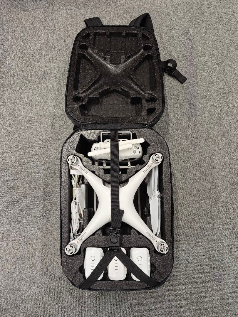 美品! DJI Phantom 4 PRO + V2.0、バッテリー3個付