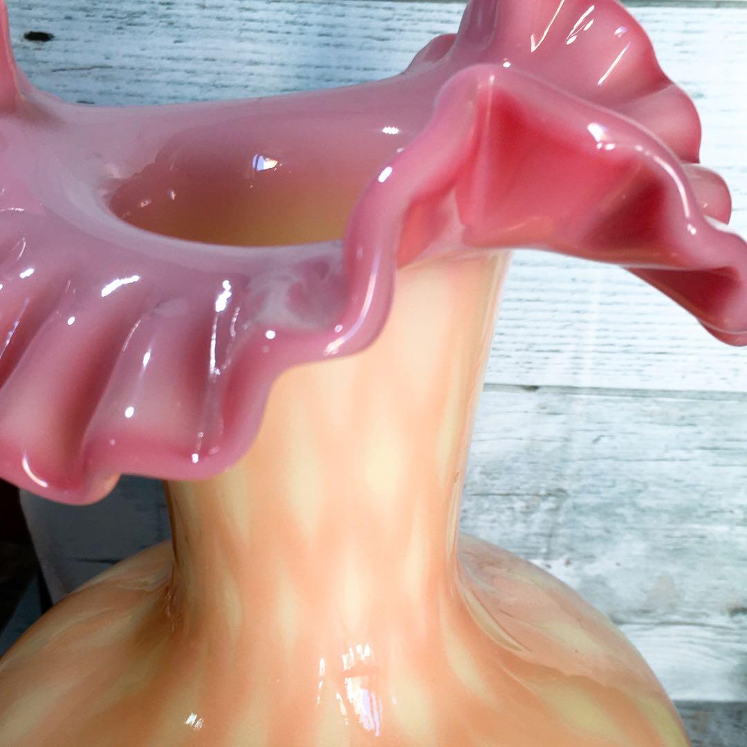 フェントン ベビーピンク ウランガラス ラッフル フラワーベース Fenton