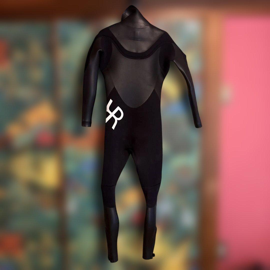 RASH セミドライ　5×3 ウエットスーツ　ML リペア済み