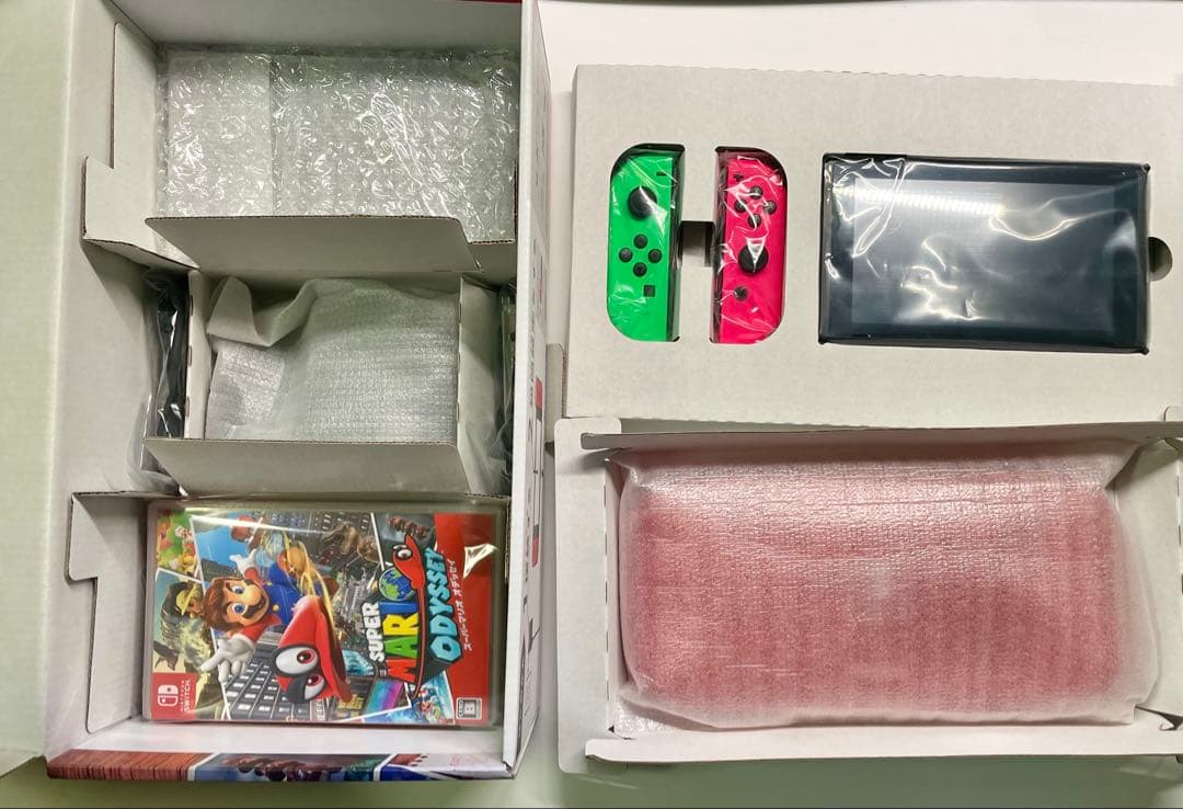 Nintendo Switchスーパーマリオオデッセイセット　ソフト有