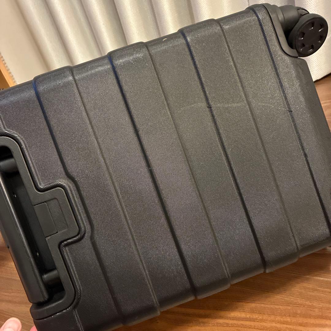 無印良品　キャリーケース 4輪キャスター付き