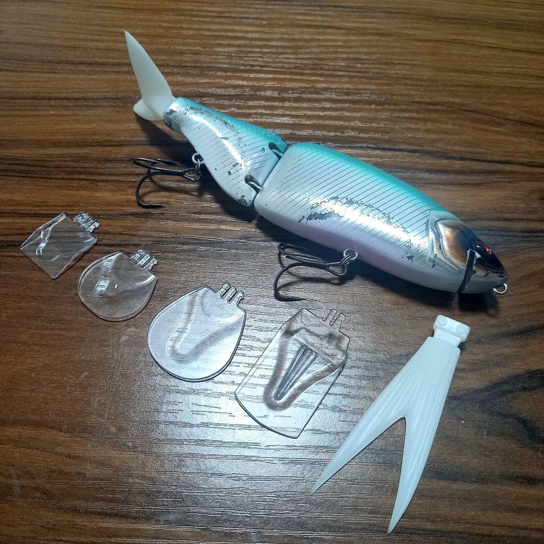 タッキータイニークラッシュ 、TRIBE WEED vr2、リップ、テール