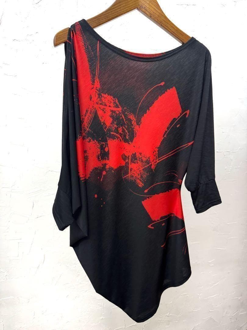 【ラテン】新品　黒　ツーピース　ドルマンセットアップ　赤黒　ｒ759