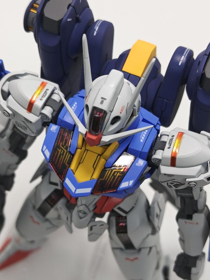 ガンプラ　HGガンダムエアリアル（フライトユニット付）　完成品