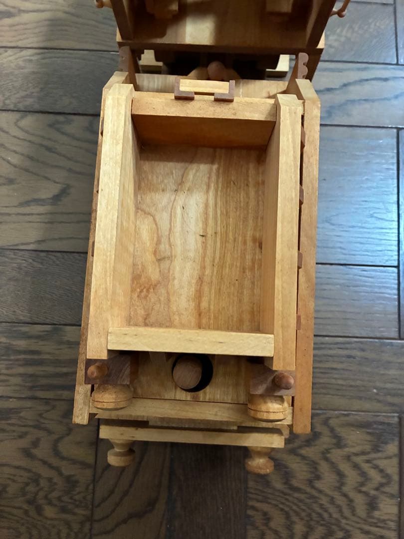 木製機関車模型 大型 ナチュラルウッド (ワインボトル1本グラス６個収納可)