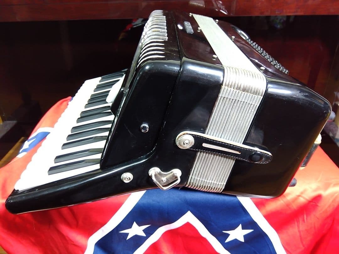 【動作品美品】YAMAHA YA-48アコーディオン独奏用高級モデル自宅保管品