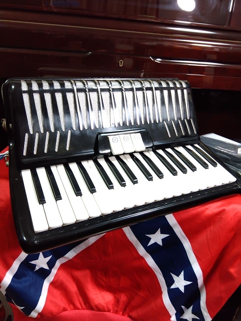 【動作品美品】YAMAHA YA-48アコーディオン独奏用高級モデル自宅保管品