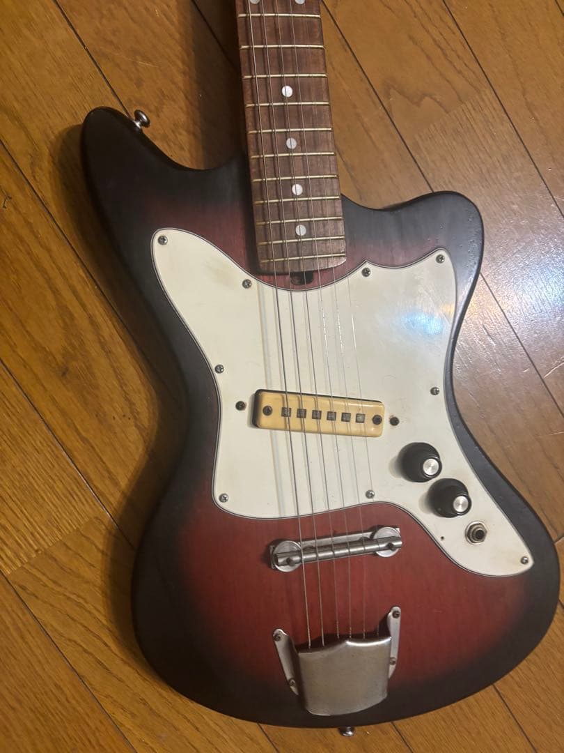 バラ売り不可。ビザールギター トーマス テレキャスタイプ。オマケ付き