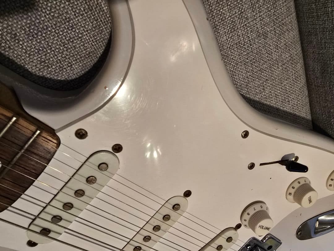 ※ジャンク SPLENDOR エレキギター ホワイト