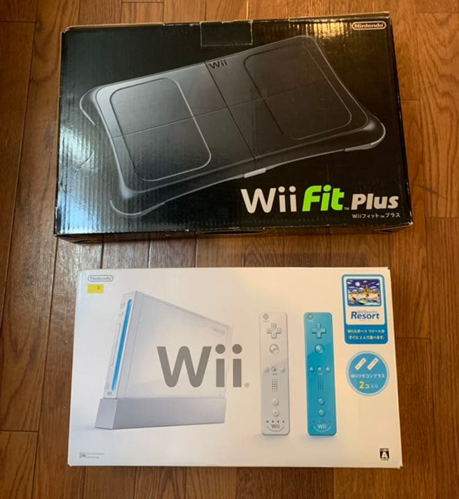Wii sports & wii FIt PLUS フルセット
