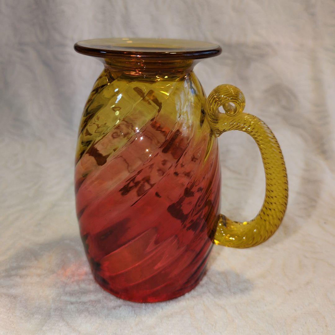 再お値下げしました❢オールドバカラ、赤と金のつる花柄グラス 超希少のお品物です。