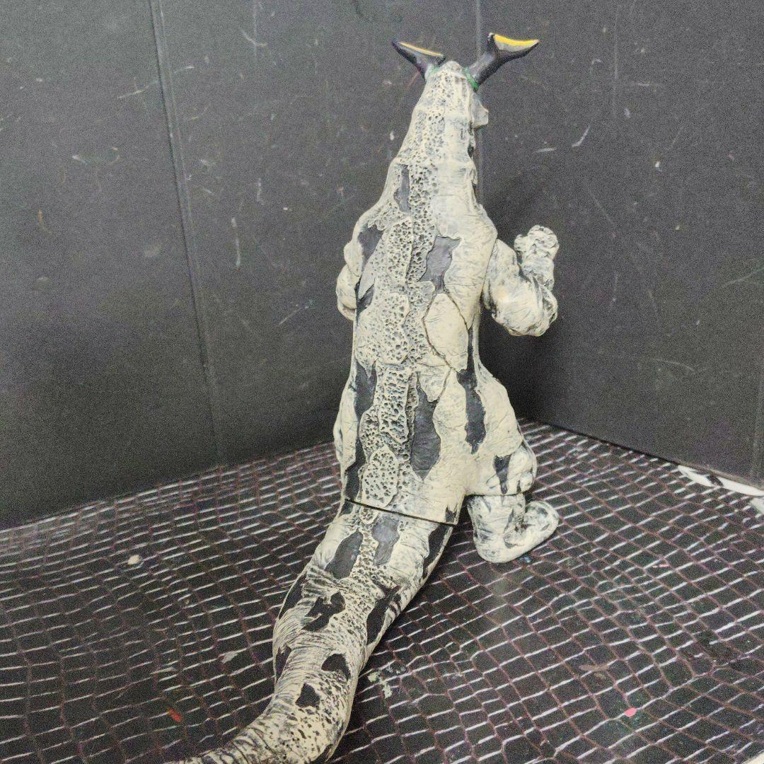 ウルトラ怪獣旧型ソフビシーボーズ.エレキング.レッドキング