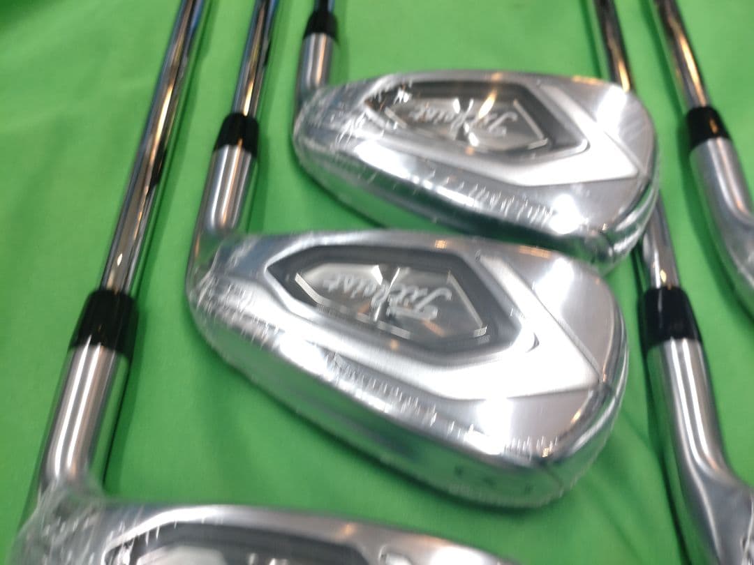 希少新品未使用品タイトリストT400 7〜43°5本 NSPRO950neo S