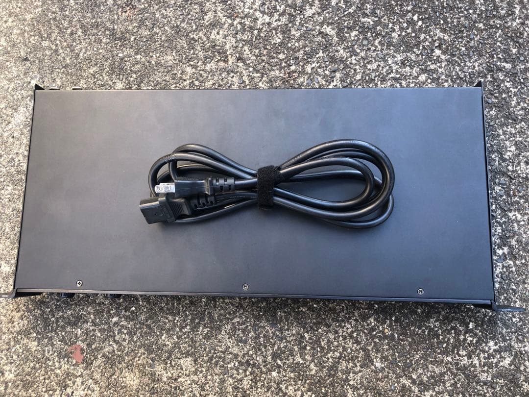 パワーアンプ　DCP400 クラシックプロ