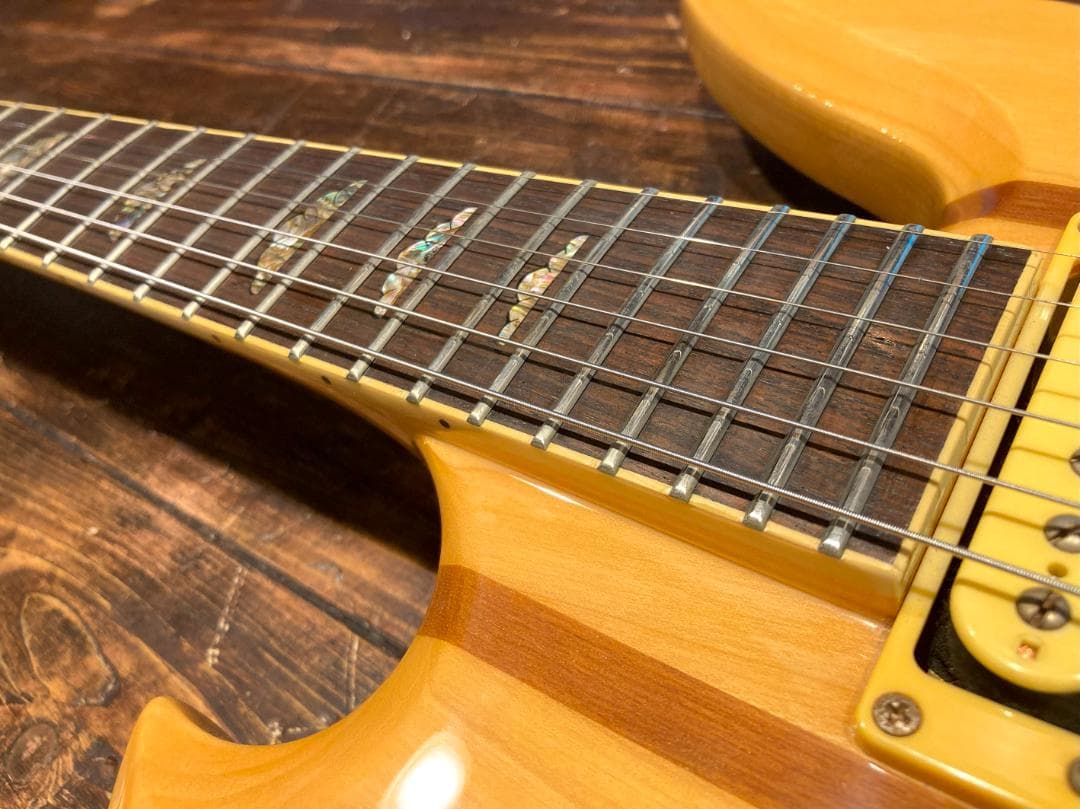 美品　B.C. Rich　MOCKINGBIRD-1000JE-ML