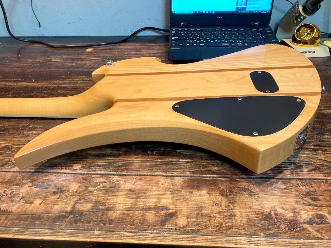 美品　B.C. Rich　MOCKINGBIRD-1000JE-ML