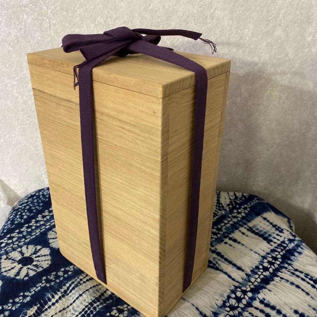 人間国宝　島岡達三　象嵌赤繪草花文篇壺