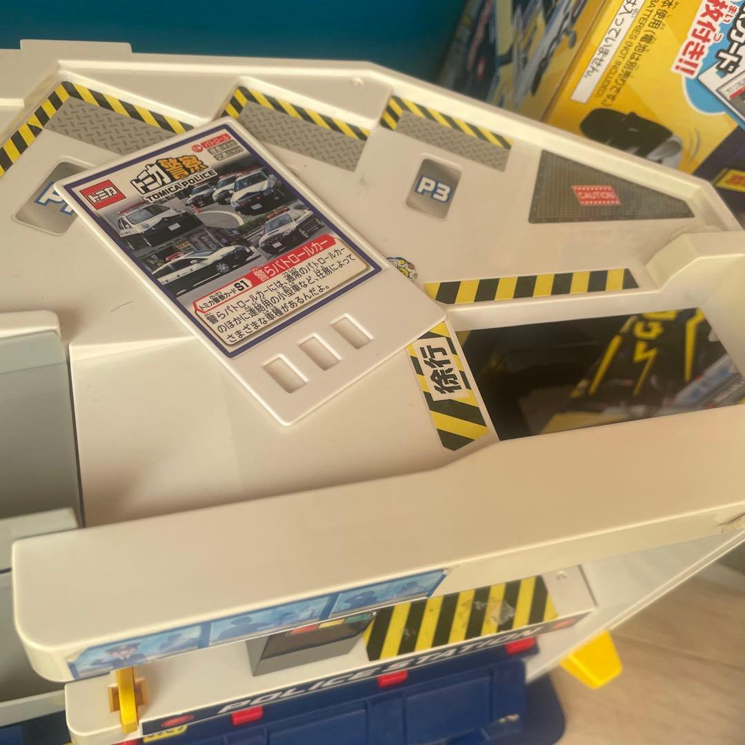 トミカ　DXサウンドポリスステーション　トミカアクション高速道路　まとめ売り