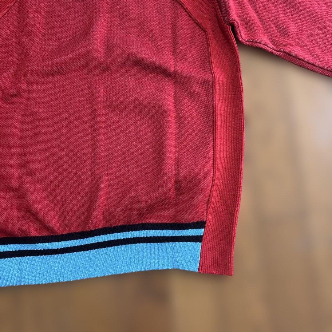 DECEMBERMAY レッド Vネックセーター レディースMタグ付き新品未使用