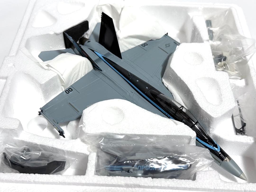 ホビーマスター F/A-18F TOPGUN 50周年記念 HA5130