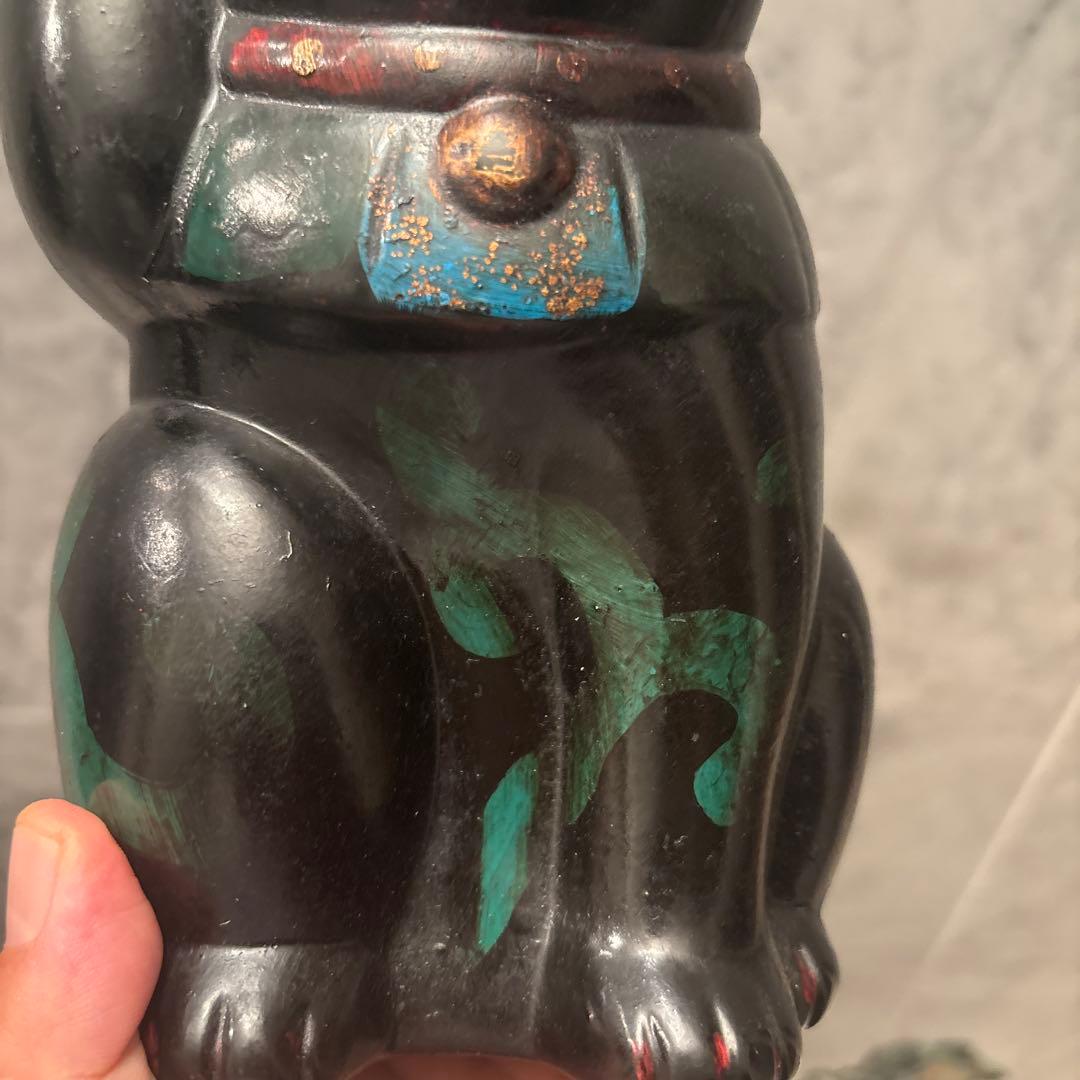 1920-30年代アンティーク妖艶な瞳と唐草模様が美しい陶器の招き猫