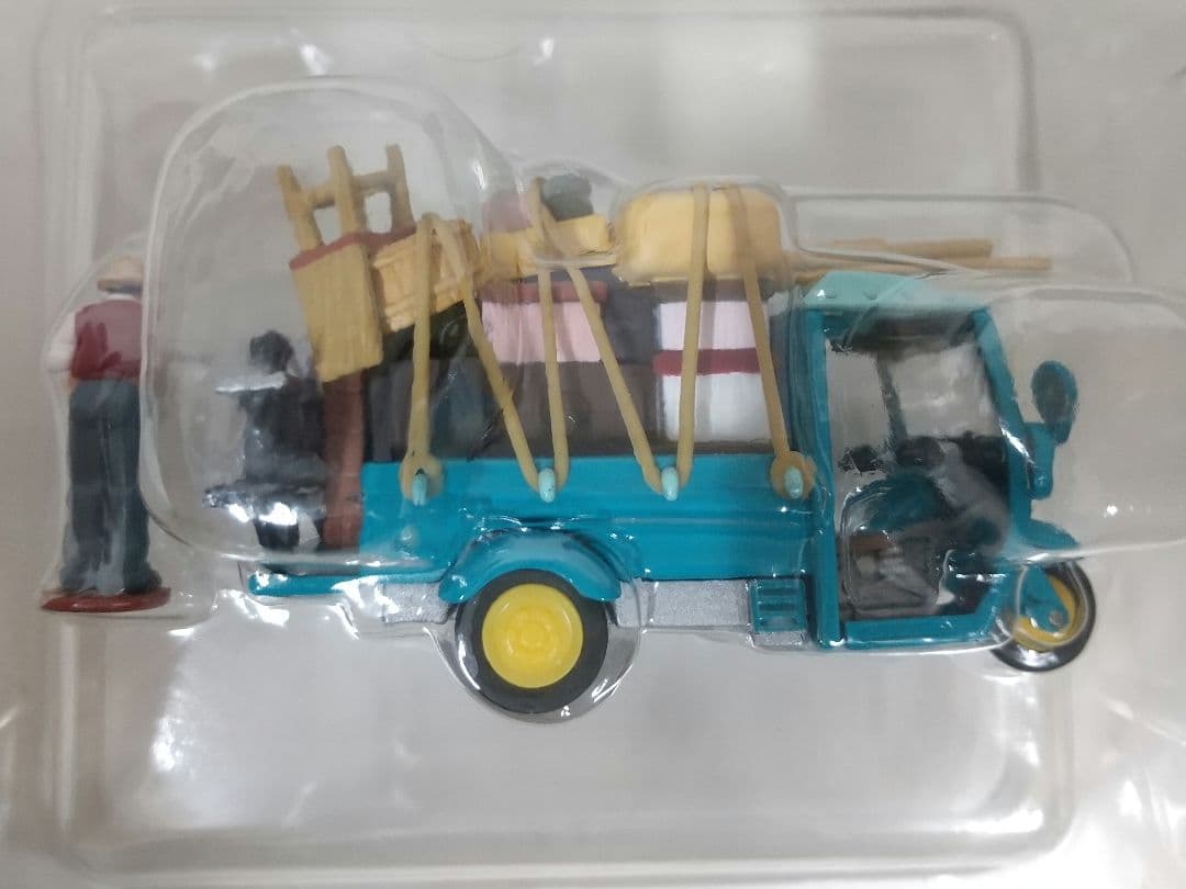 ジブリがいっぱい　トミカリミテッドコレクション　となりのトトロオート三輪車