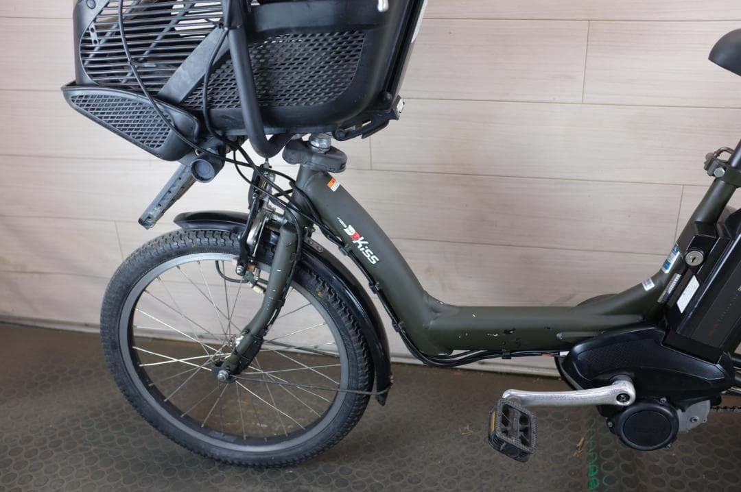 電動自転車 ヤマハPAS　KISS　20インチ　3段　12.8Ah充電器あり