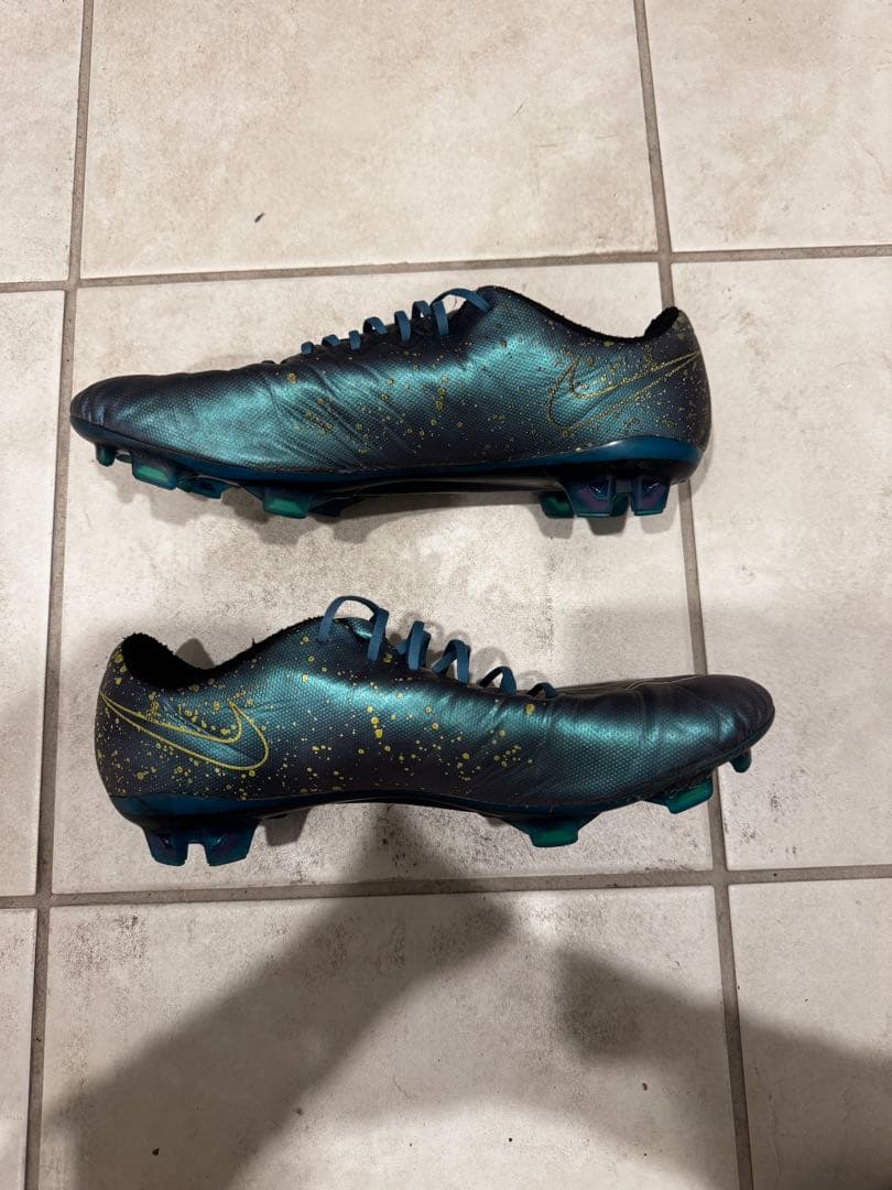 NIKE サッカー　スパイク