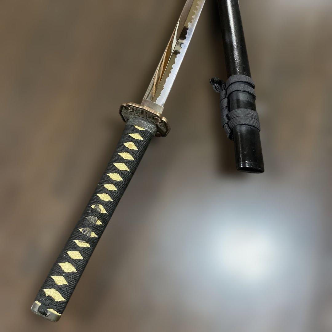 模造大刀 黒柄 太刀鍔 黒梨地鞘