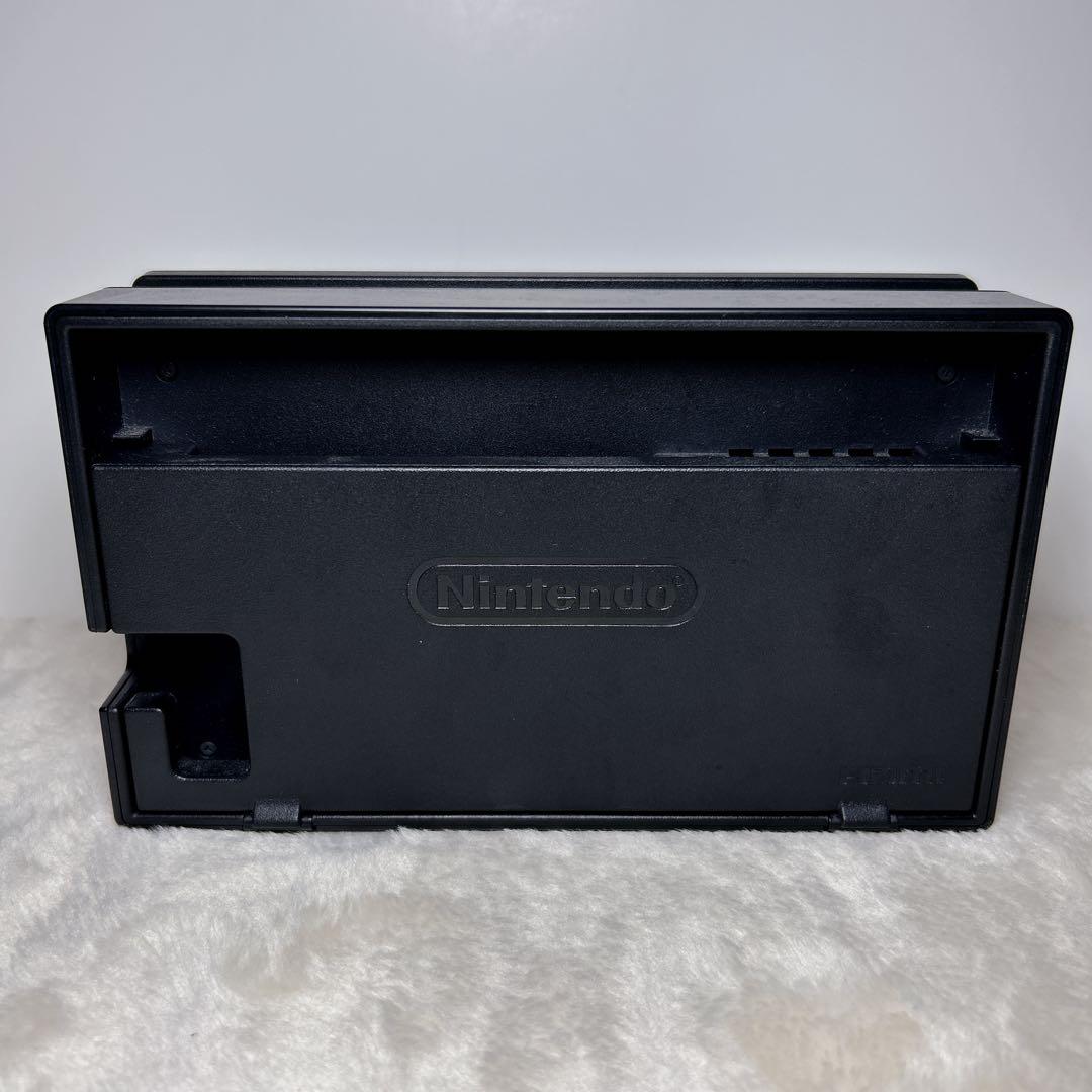 【極美品】ほぼ未使用 Nintendo Switch 本体