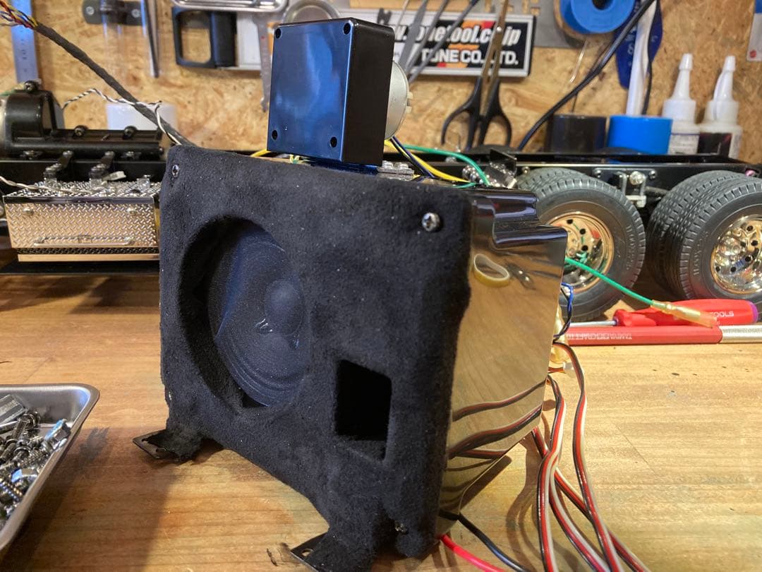 M様納車待ち　タミヤ　ナイトハウラーカスタム　フルオペ　サキールオレンジ