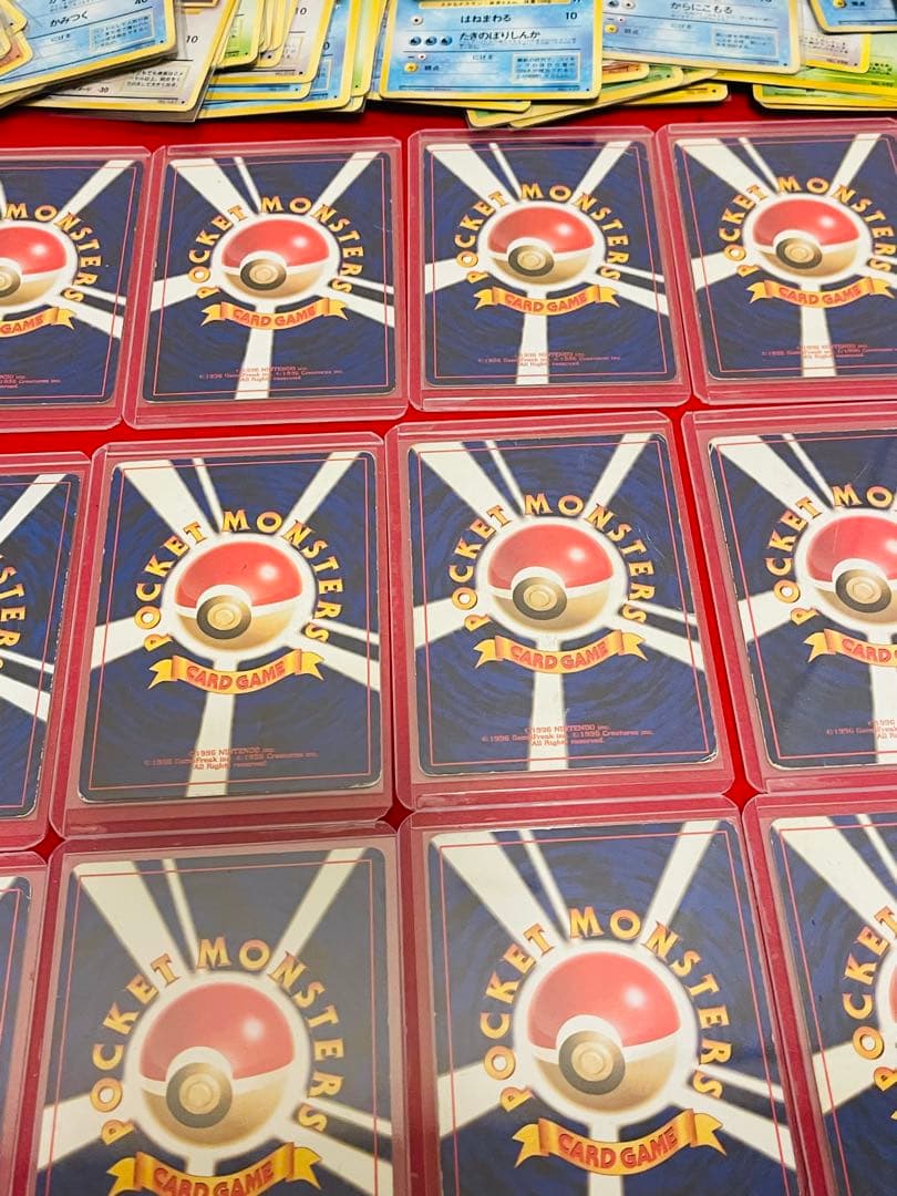 ポケカ　旧裏　ピカチュウ　カイリュー　ギャラドス　キラ16枚　計250枚以上